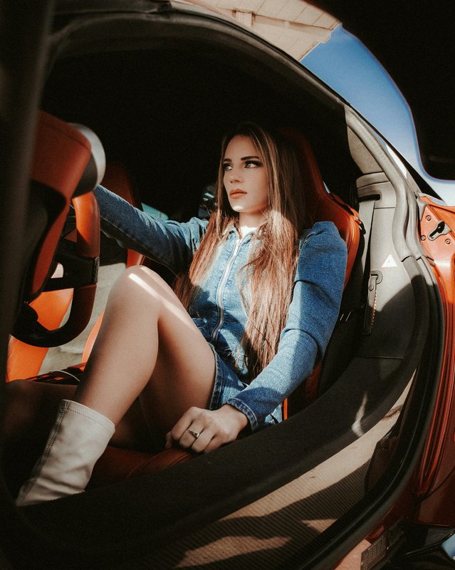 Charlotte V.